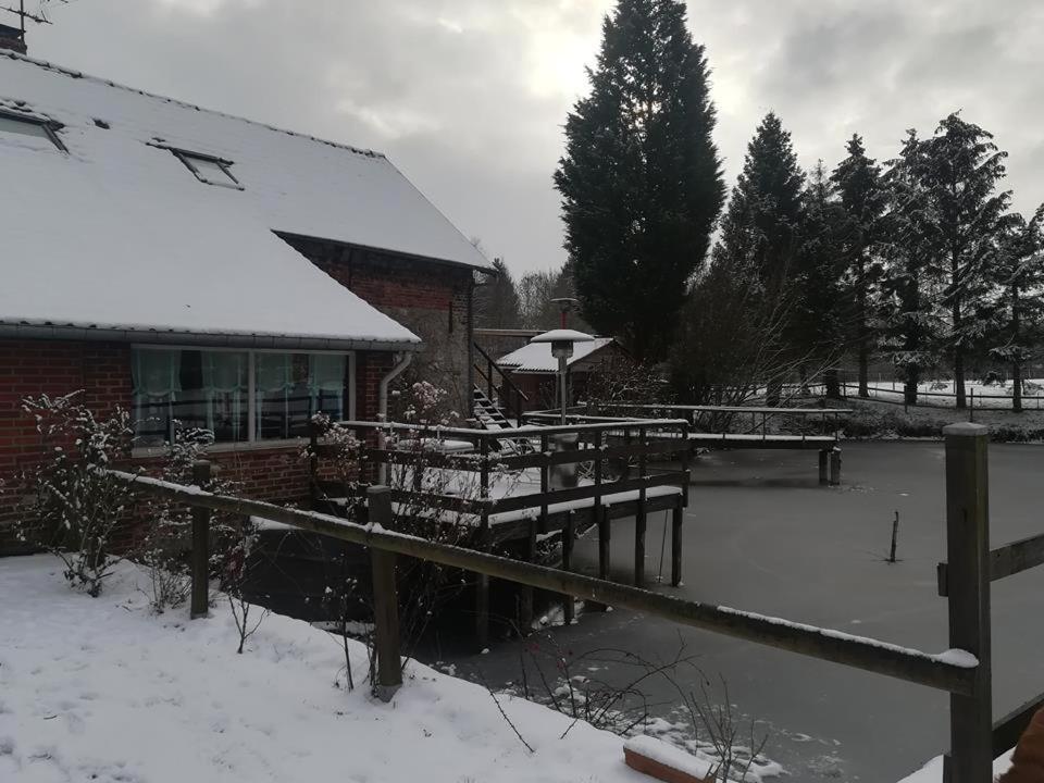 L'Ecrin Du Val De Sambre Panzió Maubeuge Kültér fotó